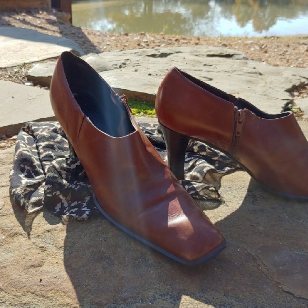 Closed Toe Heels